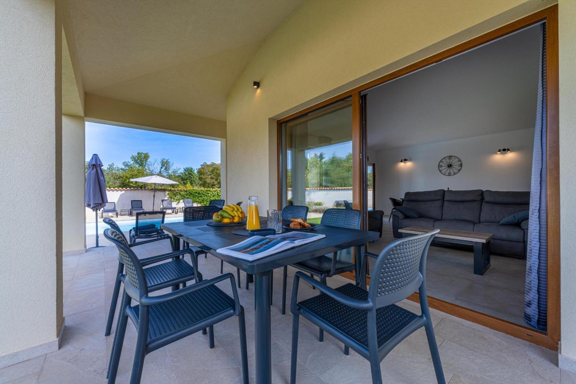 Holiday House Evida Porec Exterior photo